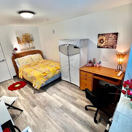 Micro Studio Apartment 10 Minutes Walk To University Of Washington 시애틀 외부 사진