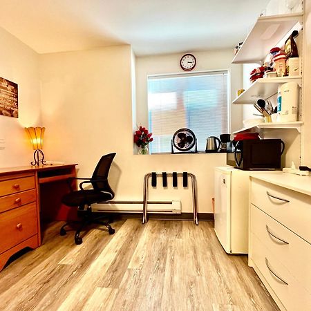Micro Studio Apartment 10 Minutes Walk To University Of Washington 시애틀 외부 사진