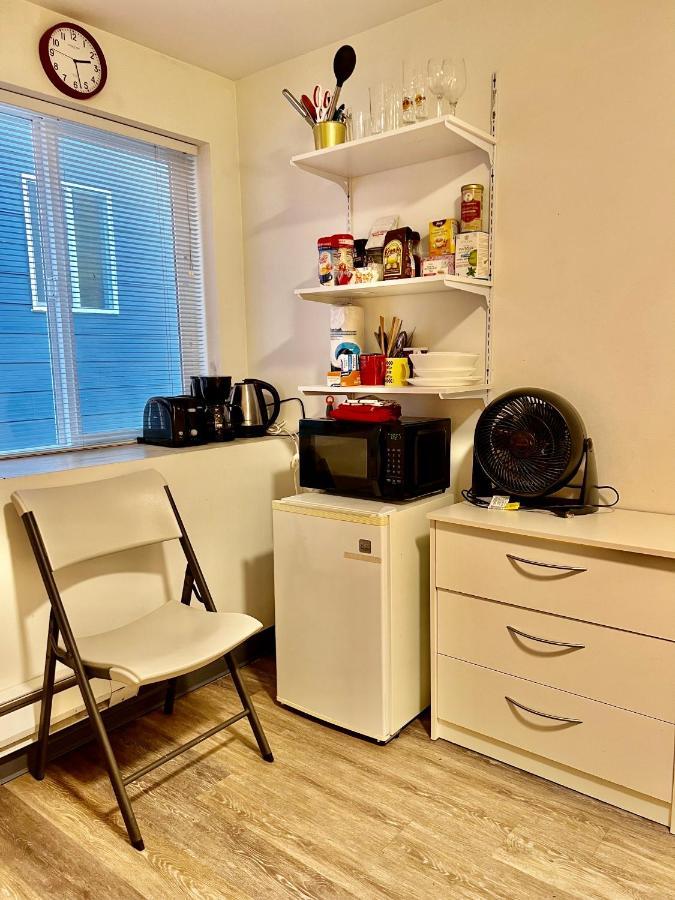 Micro Studio Apartment 10 Minutes Walk To University Of Washington 시애틀 외부 사진