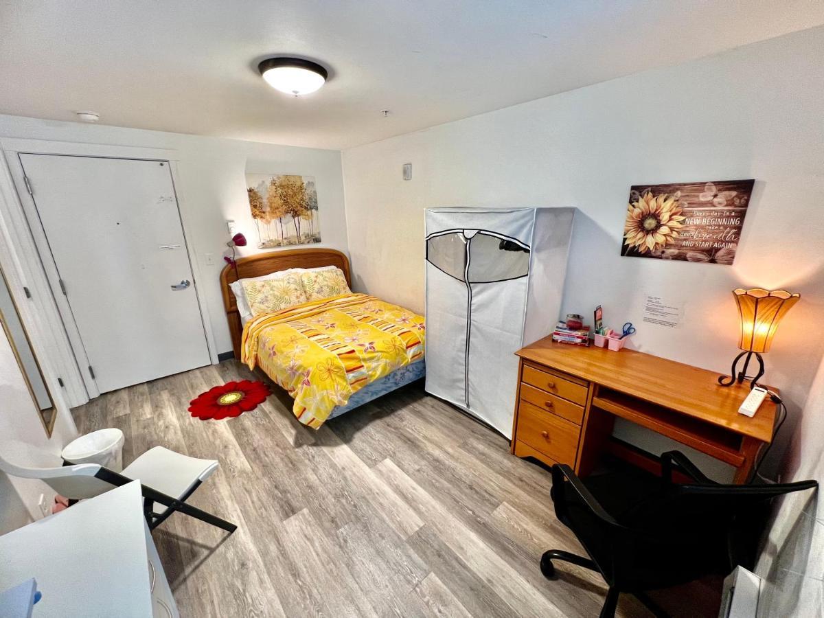 Micro Studio Apartment 10 Minutes Walk To University Of Washington 시애틀 외부 사진