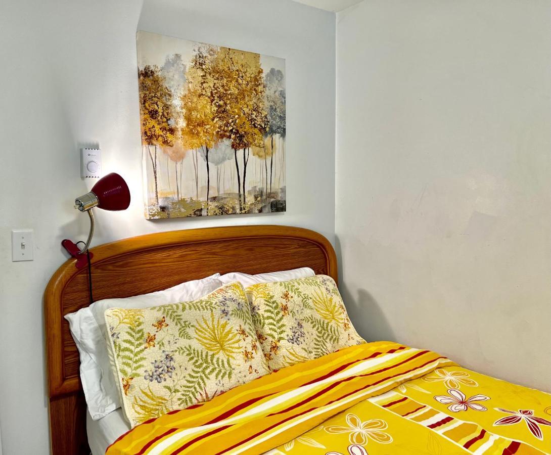 Micro Studio Apartment 10 Minutes Walk To University Of Washington 시애틀 외부 사진