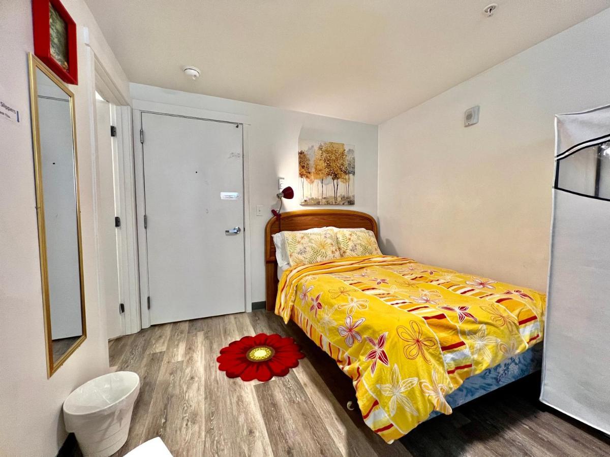 Micro Studio Apartment 10 Minutes Walk To University Of Washington 시애틀 외부 사진