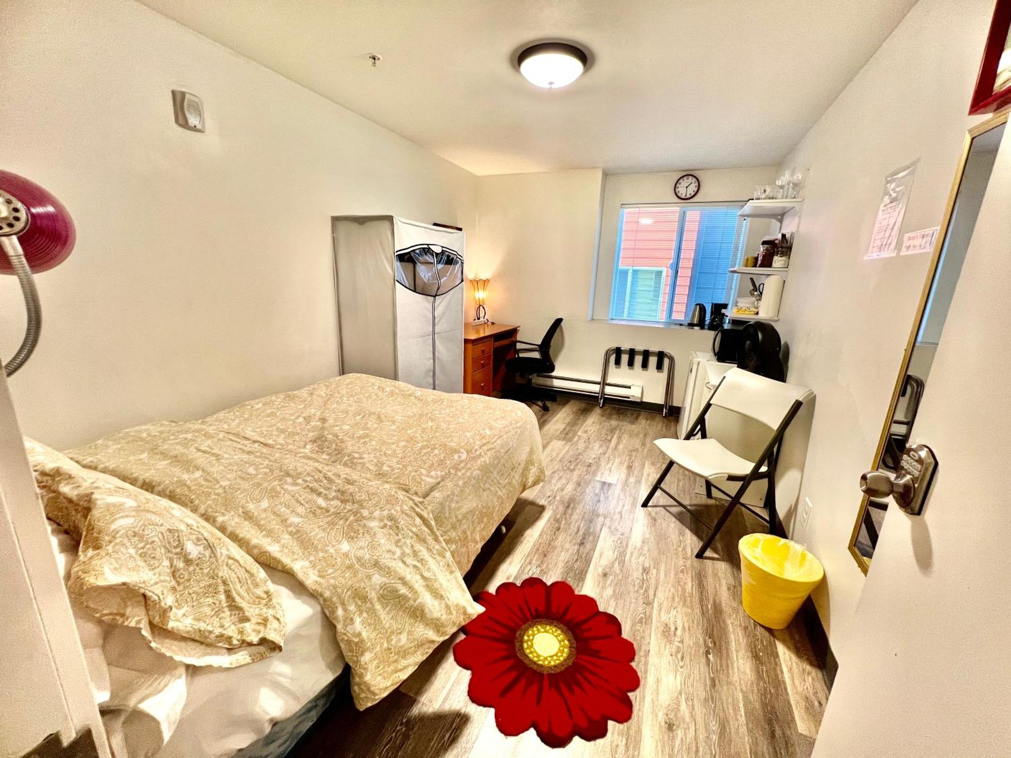 Micro Studio Apartment 10 Minutes Walk To University Of Washington 시애틀 외부 사진